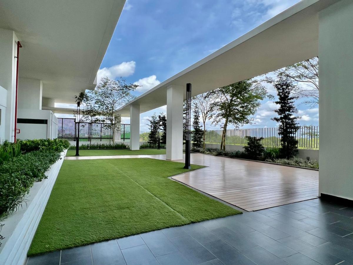 Royale Cottage Midvalley Netflix Pools 4 Pax Johor Bahru Ngoại thất bức ảnh