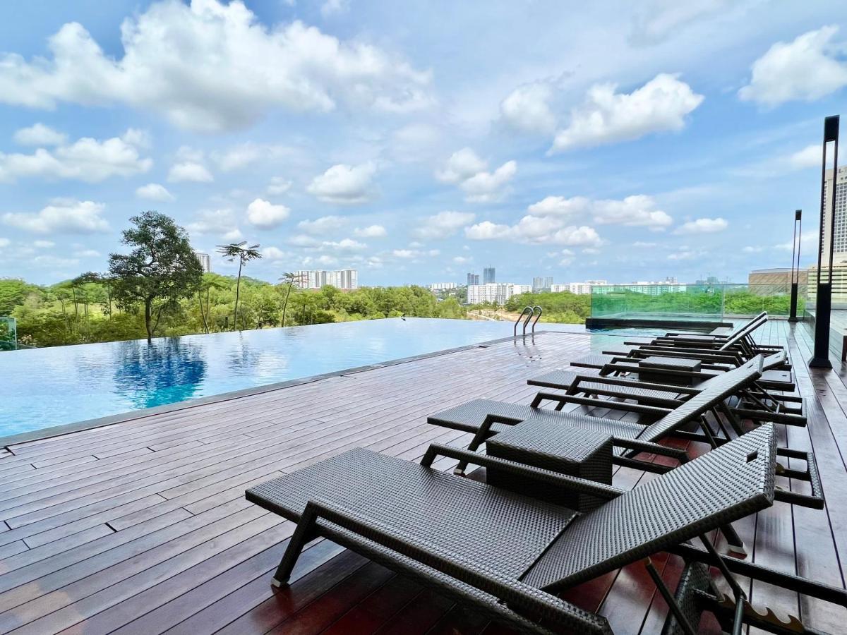 Royale Cottage Midvalley Netflix Pools 4 Pax Johor Bahru Ngoại thất bức ảnh